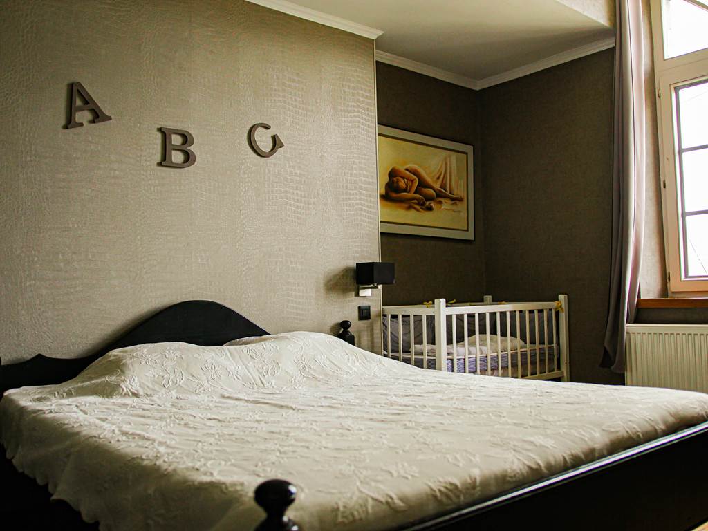 Chambre lit king Size et son lit bambin
