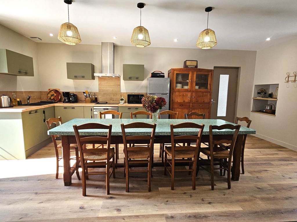 Gîte n°19G3131 "La Maroussie" – SALON LA TOUR