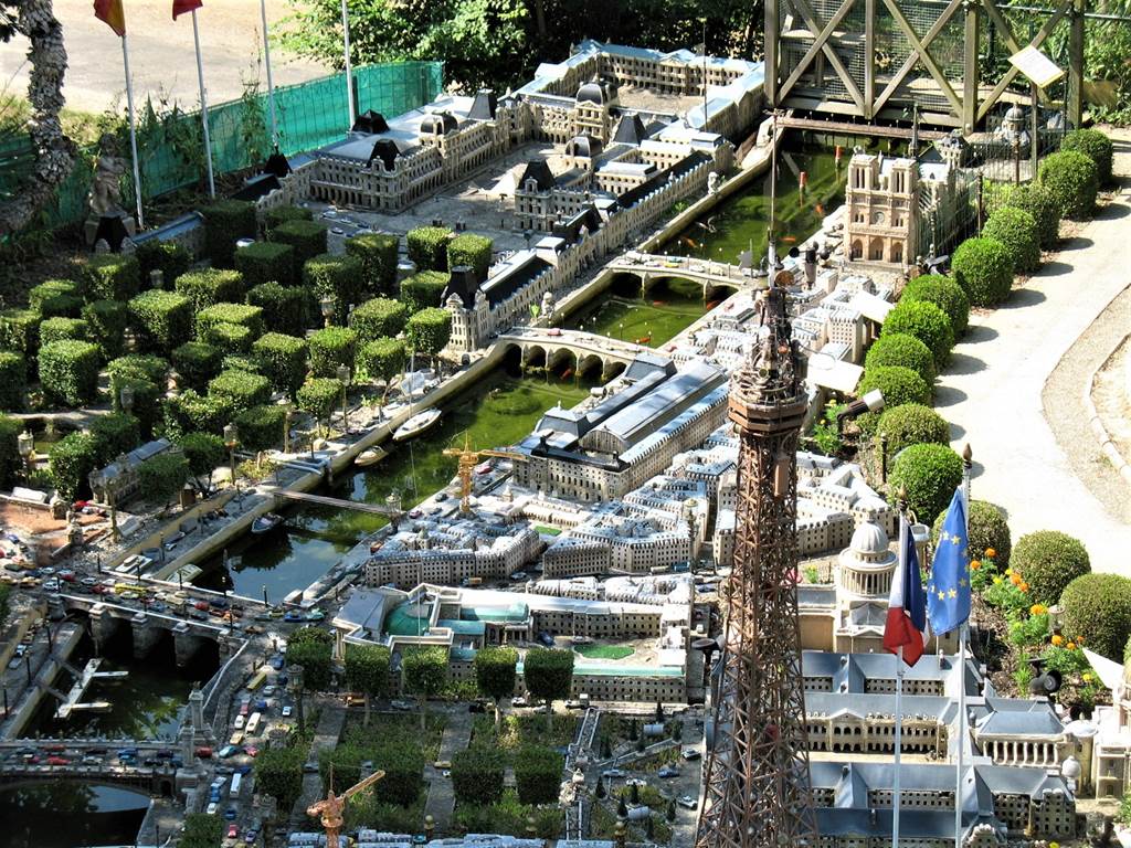 Vue sur le Petit-Paris.