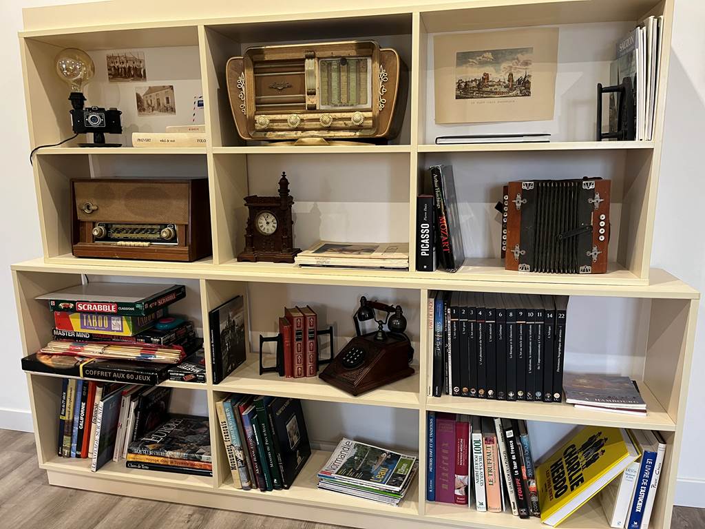 CABINET DE CURIOSITES gîte 14 personnes Calvados