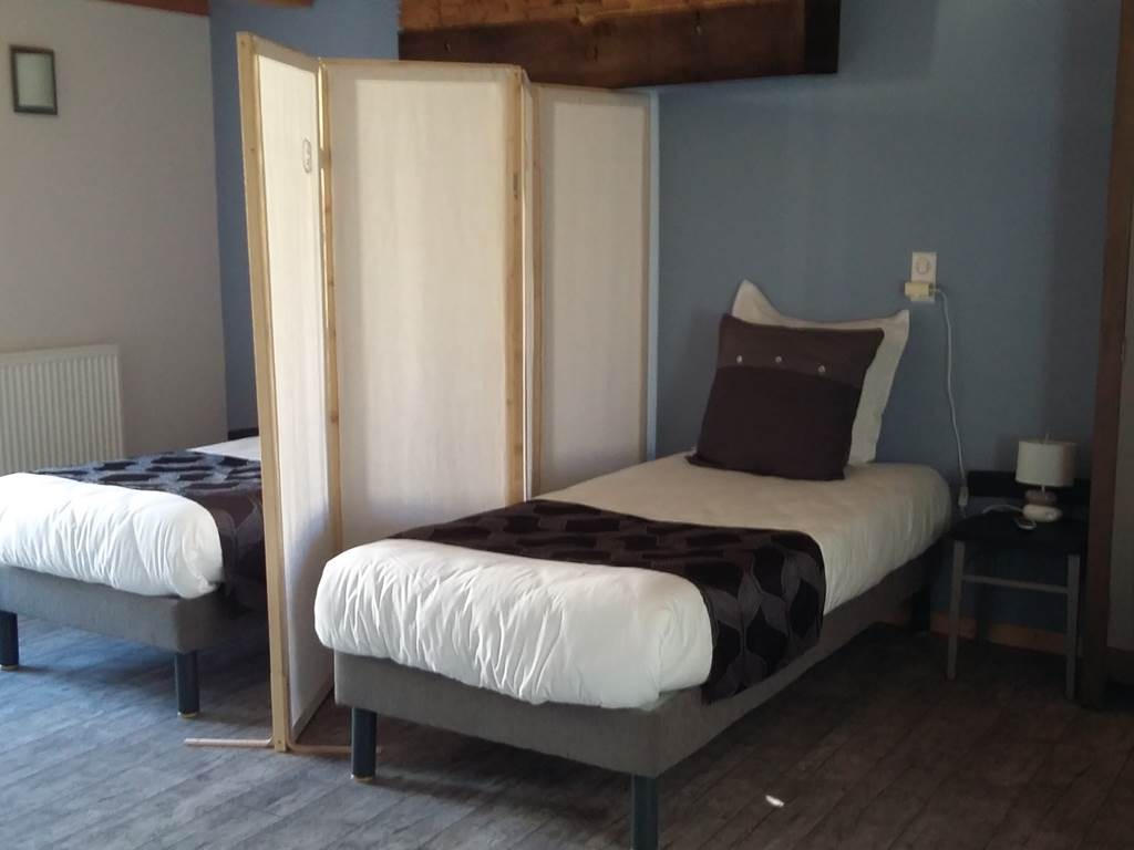 Chambre Alsace version deux lits simples et paravent