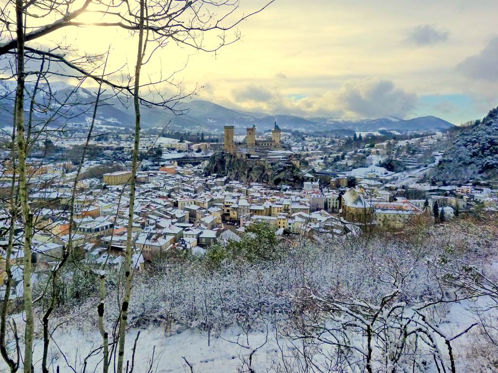 Foix et la neige