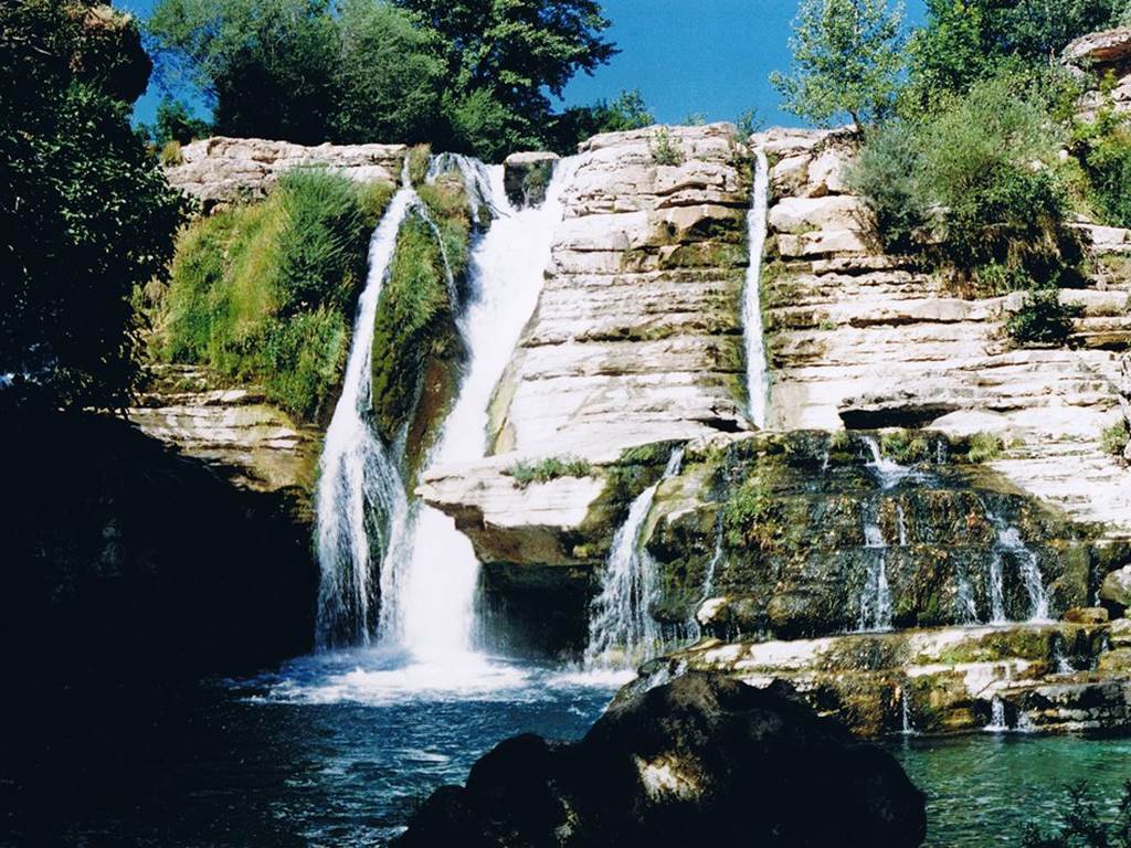 Baignade aux cascades de Navacelles