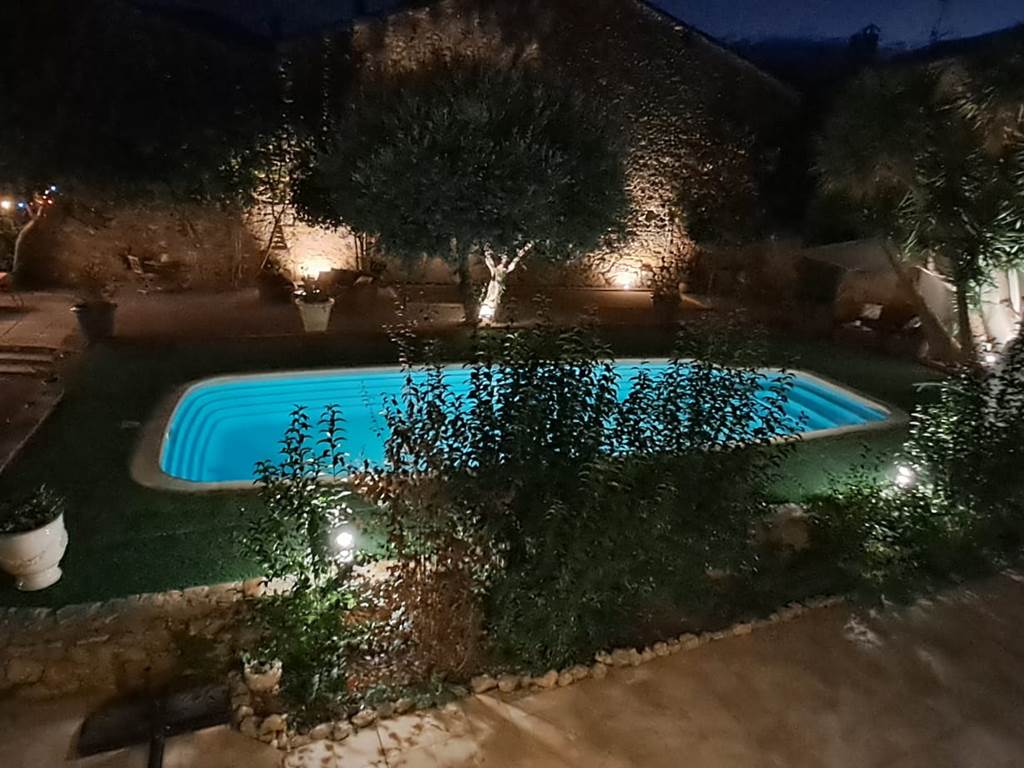 Piscine by night