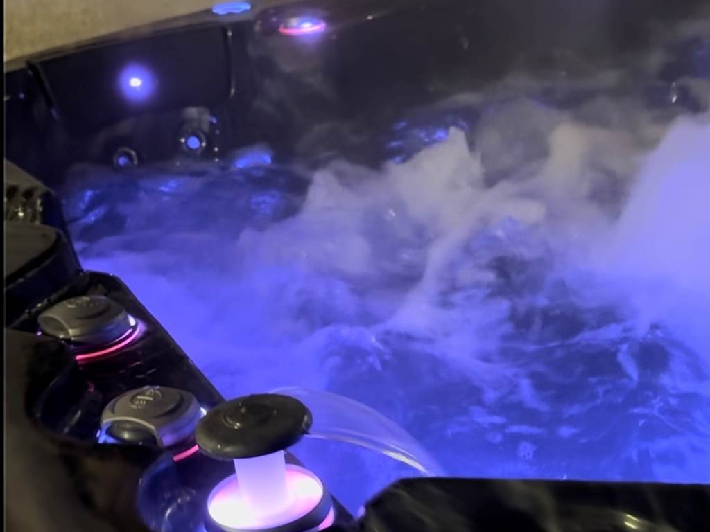 spa-jacuzzi-luxe-bien-être-détente