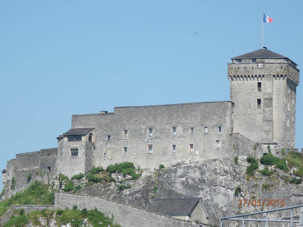 chateau Lourdes