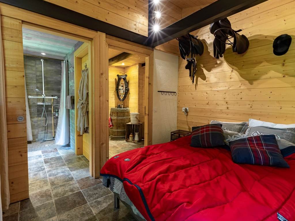 La chambre (PMR) : Thème l'écurie