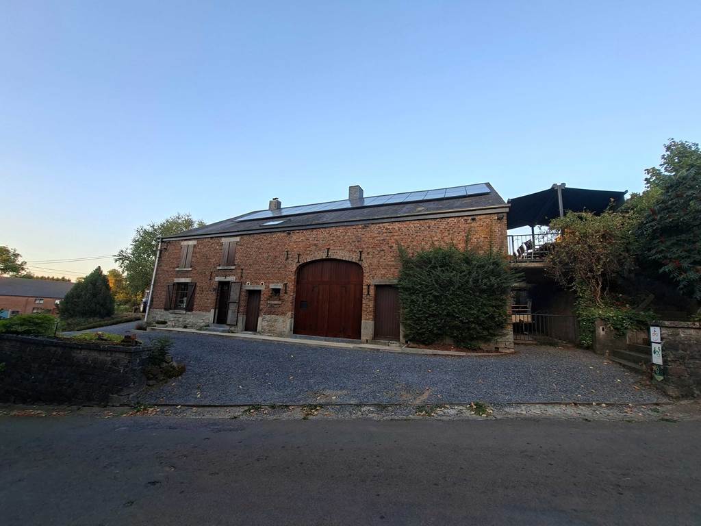 Gîte Le Cristal à Beauraing, gîte rural entre Famenne et Ardennes, point de départ de randonnées et balades à vélo