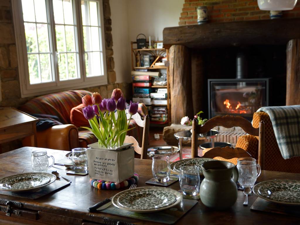 Maison d'hôtes - Salon et  salle de petit déjeuner