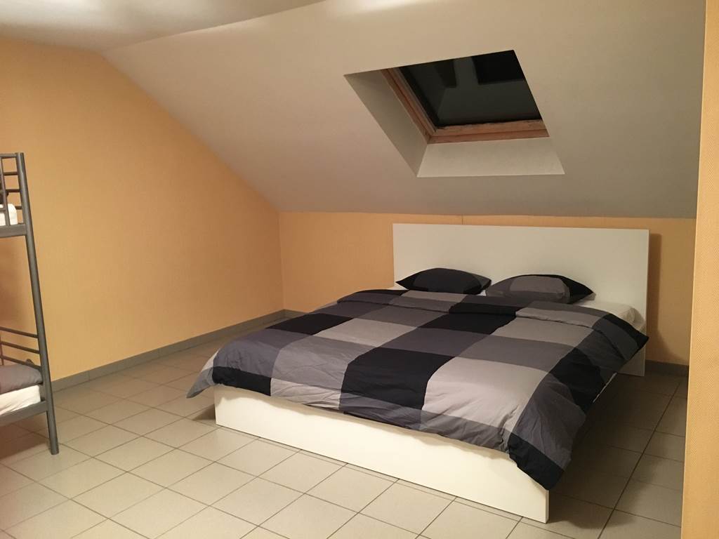 3.2.1. Deuxième étage - deuxième chambre - lit double