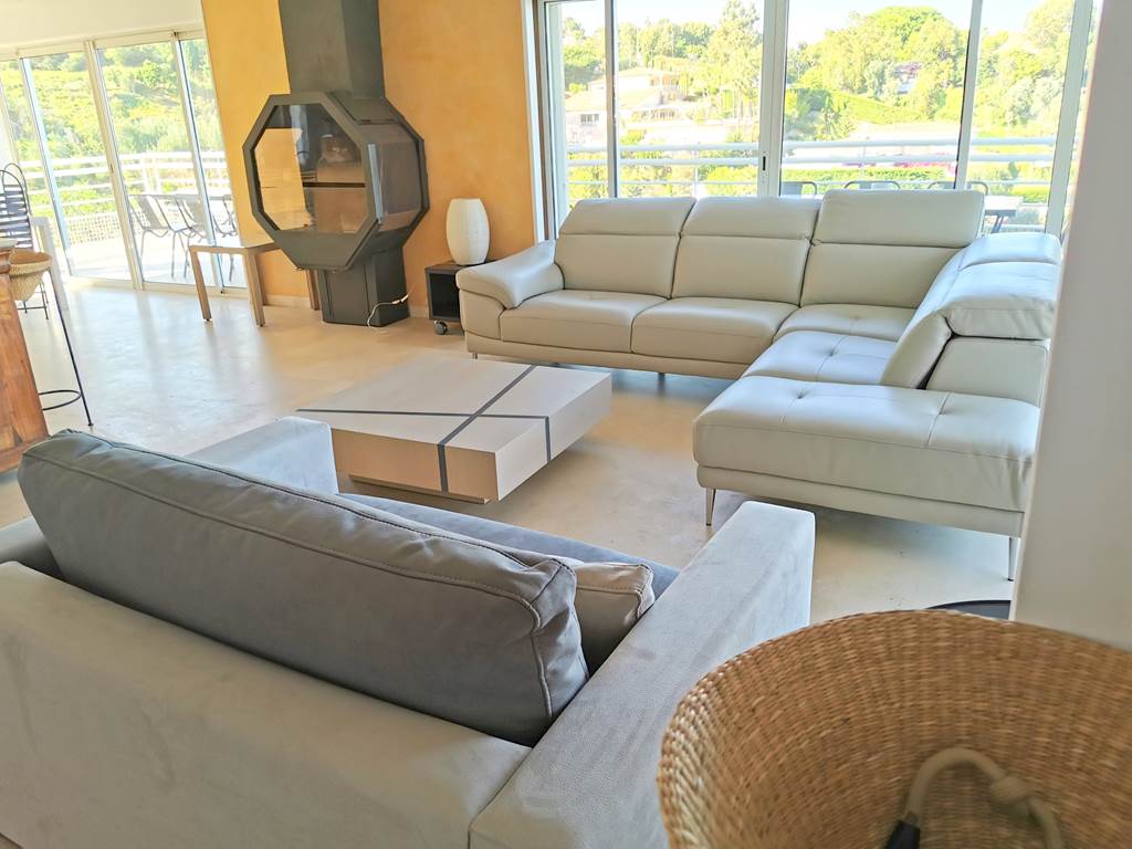 provence riviera location villa vue sans vis à vis depuis spacieux  living room
