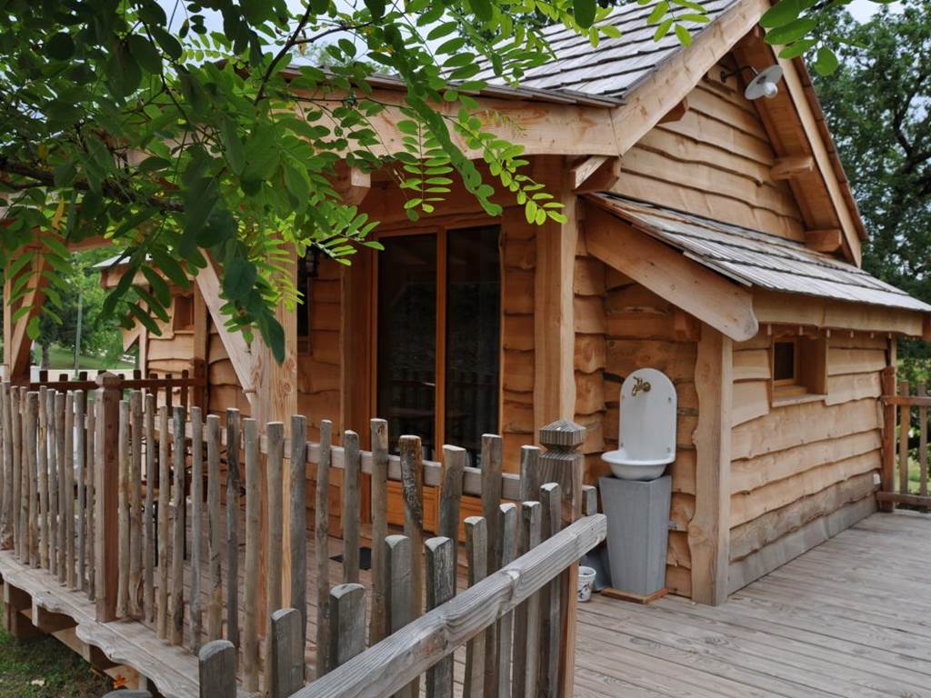 Gîte n°19G2146 "La Cabane du Causse" – LISSAC SUR COUZE