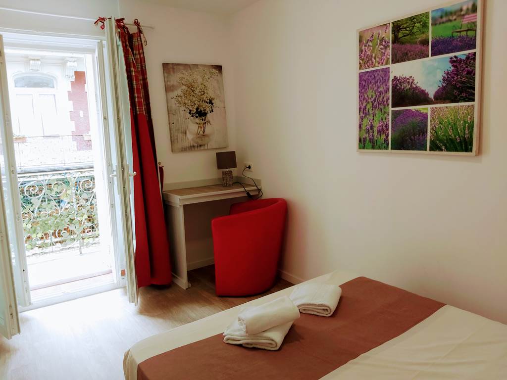 studio_chambre_dhote_residence_lourdes_vacances_pelerinage