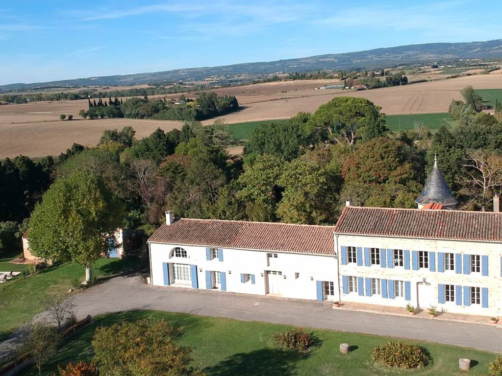 Domaine de Lanis - Maison d'hôtes avec parc et piscine - Castelnaudary