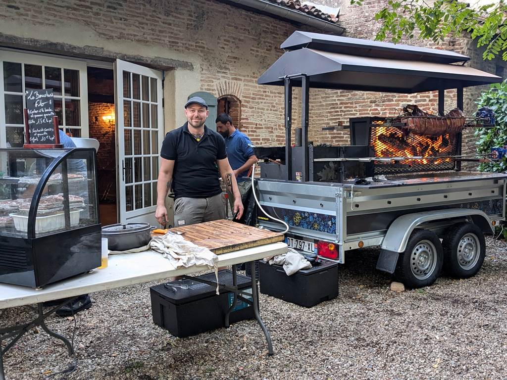 Cochon à la broche par La Boucherie Flo