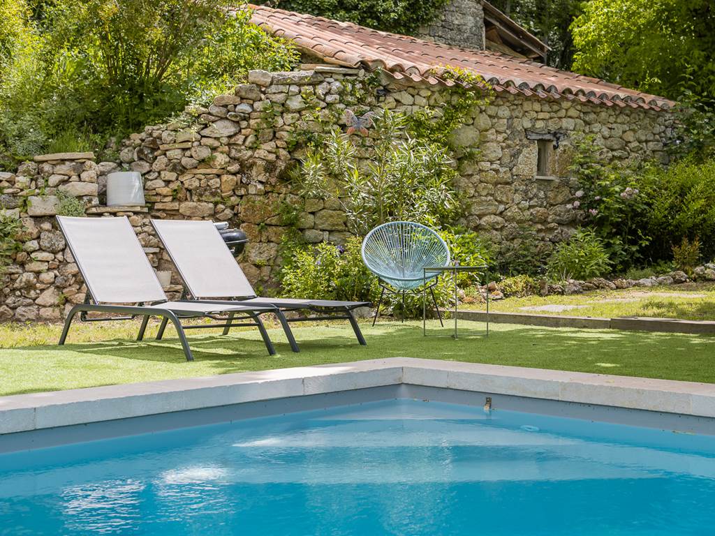 domaine-sainte-raffine-piscine-privee