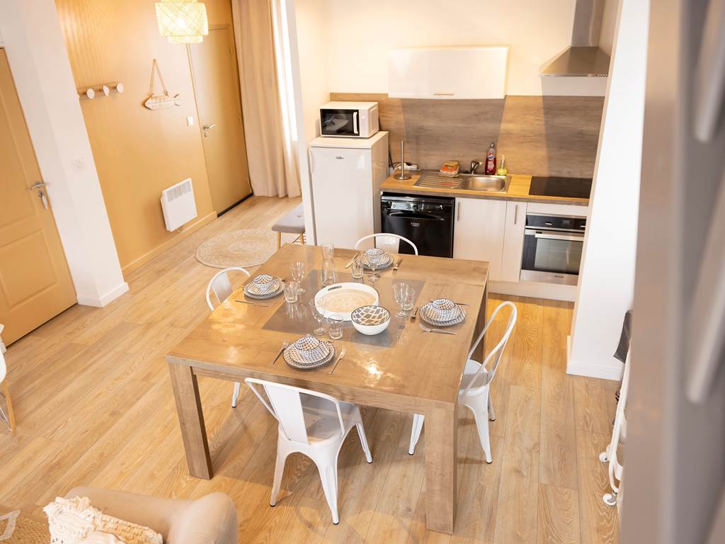 Appart 3 - table à manger