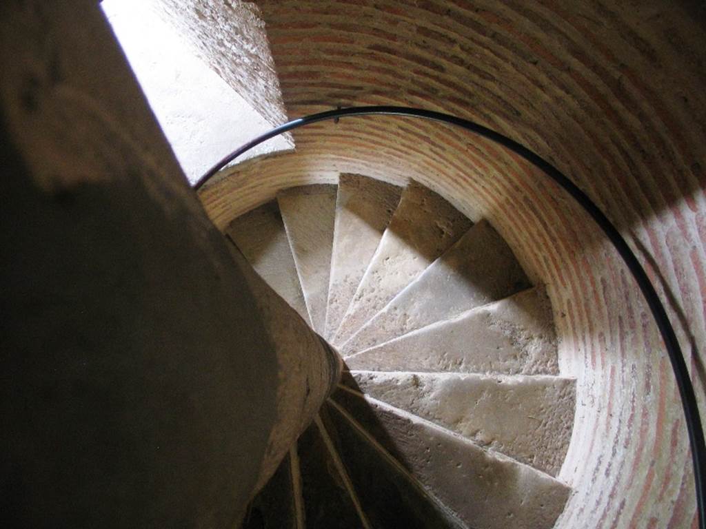 Château de Montaner - Escaliers