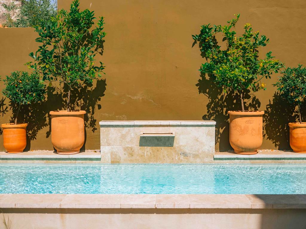 3 BD La piscine au sel de Marcelle en Camargue