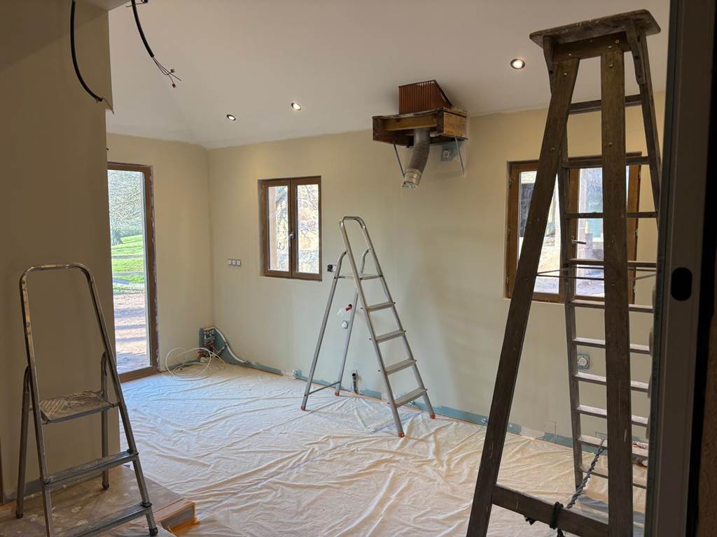 Cuisine 20 personnes donnant sur l'exterieur