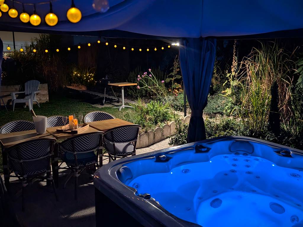 Jardin Le cémarose Gîte et spa pres de Reims 2025