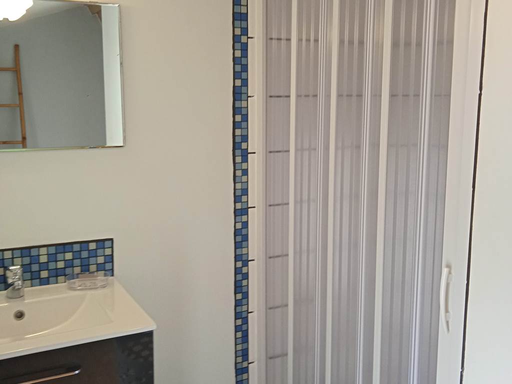 salle de bain gite amandine