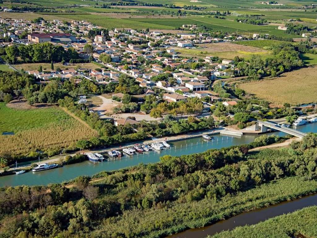 port de plaisance de Gallician vue du ciel