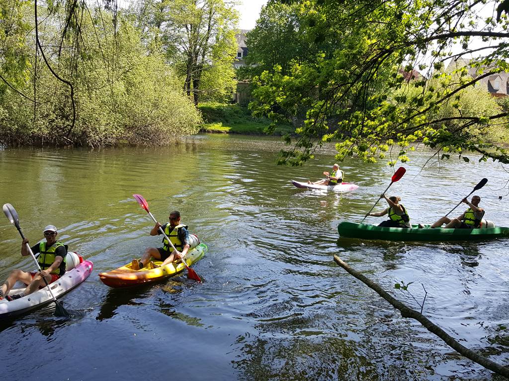 canoë monoplace et biplace sur la Dordogne