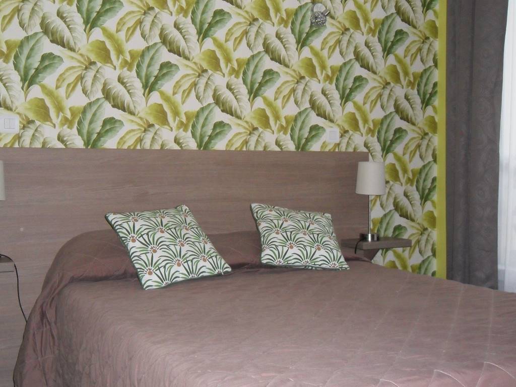 Ch 21 hotel jean bart 2 étoiles paris 6