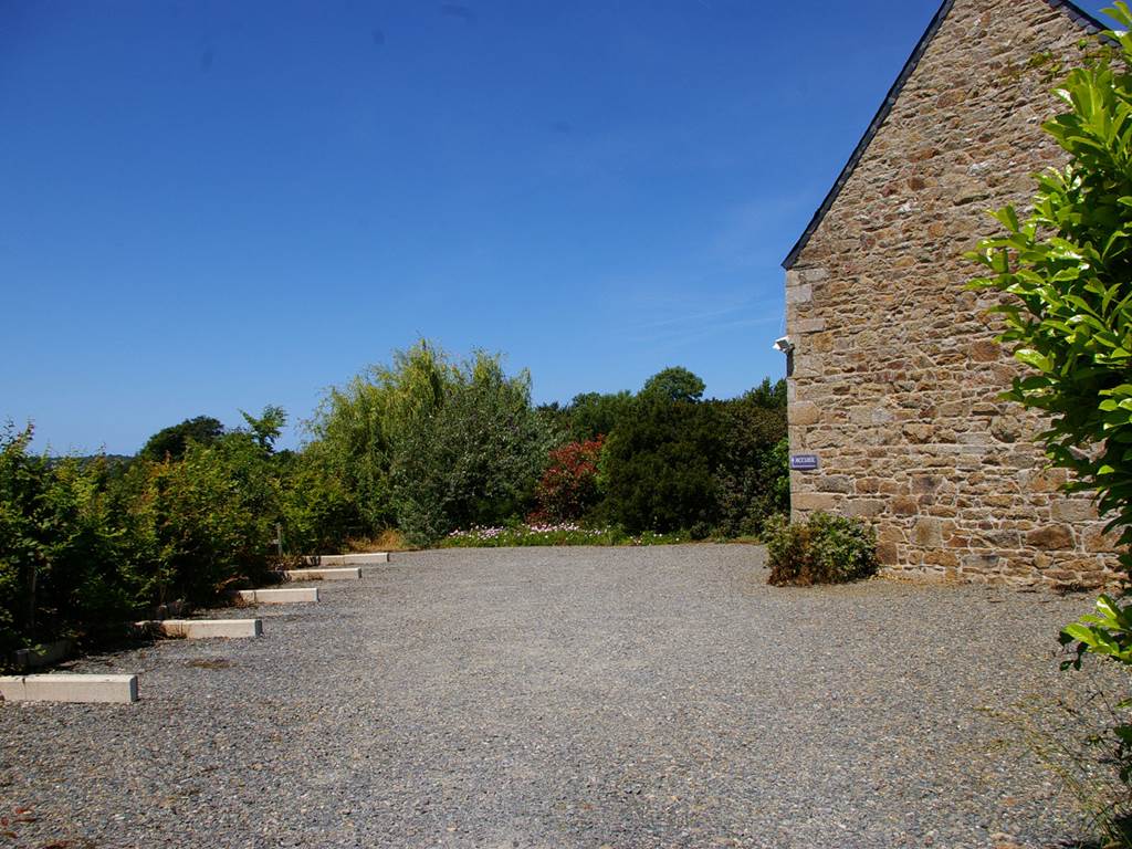 Parking gratuit sur place - chambres d'hôtes le colombier bretagne
