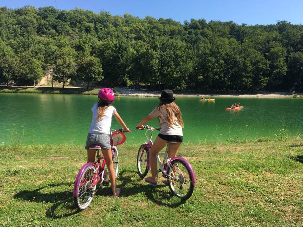 Balade à vélo autour du lac