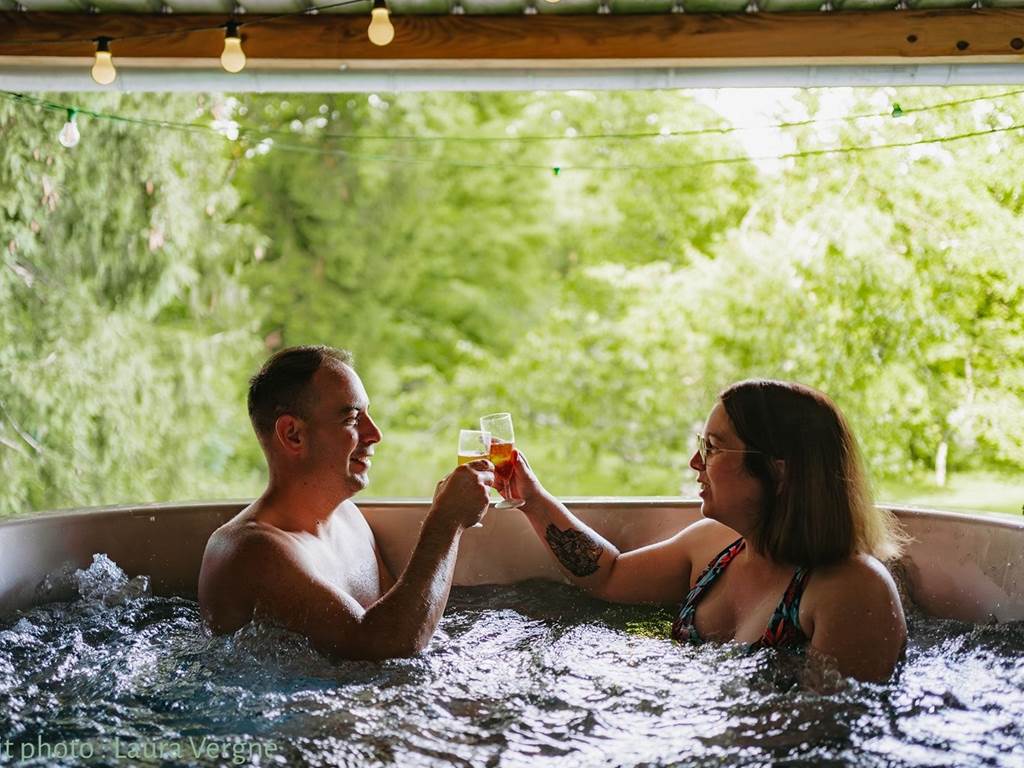 Espace bien-être : idéal pour profiter en amoureux . Crédit photo : Laura Vergne