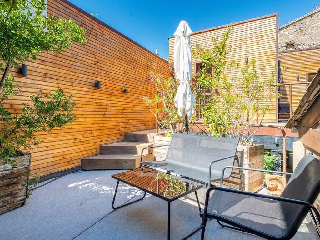 ABA4E967-0E73-4151-85E8-7463C7AA49D5_1_105_c