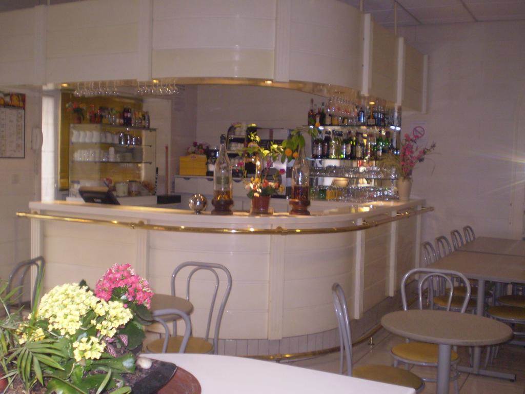 bar hotel comptoir