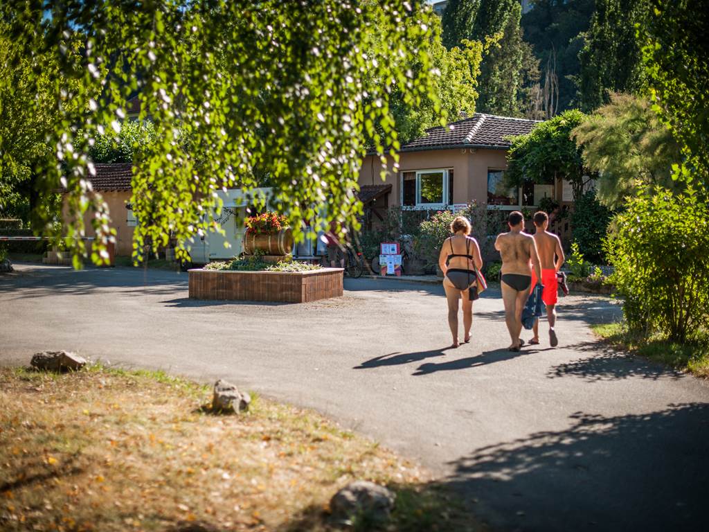 Camping Rivie`re de Cabessut a` Cahors_14 © Lot Tourisme - C. ORY