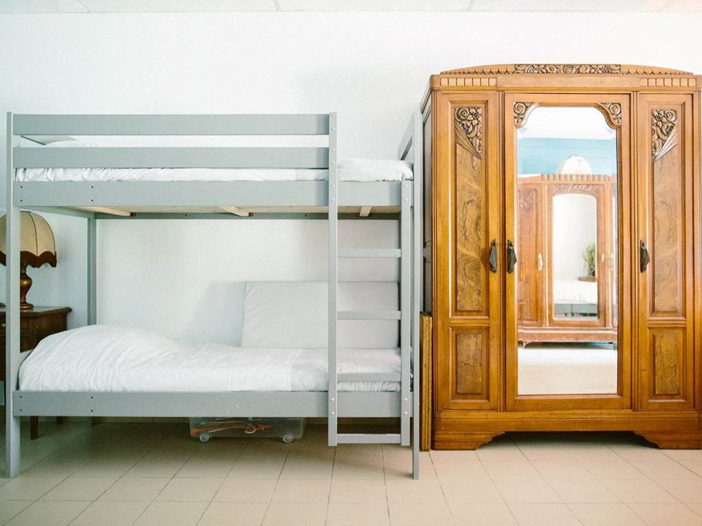 l'armoire magique de la chambre de Narnia