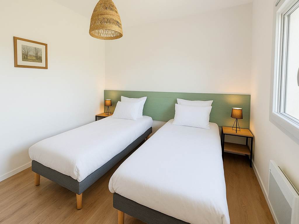 Gîte l'Unik - Chambre 1 "La Forêt" côté jardin - verdure