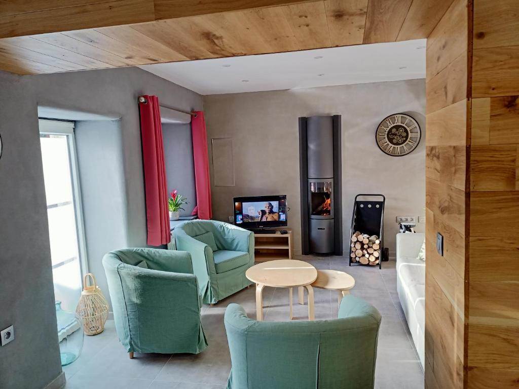 Gîte d'étape et de séjour - Le Lou Mabo — Extérieur