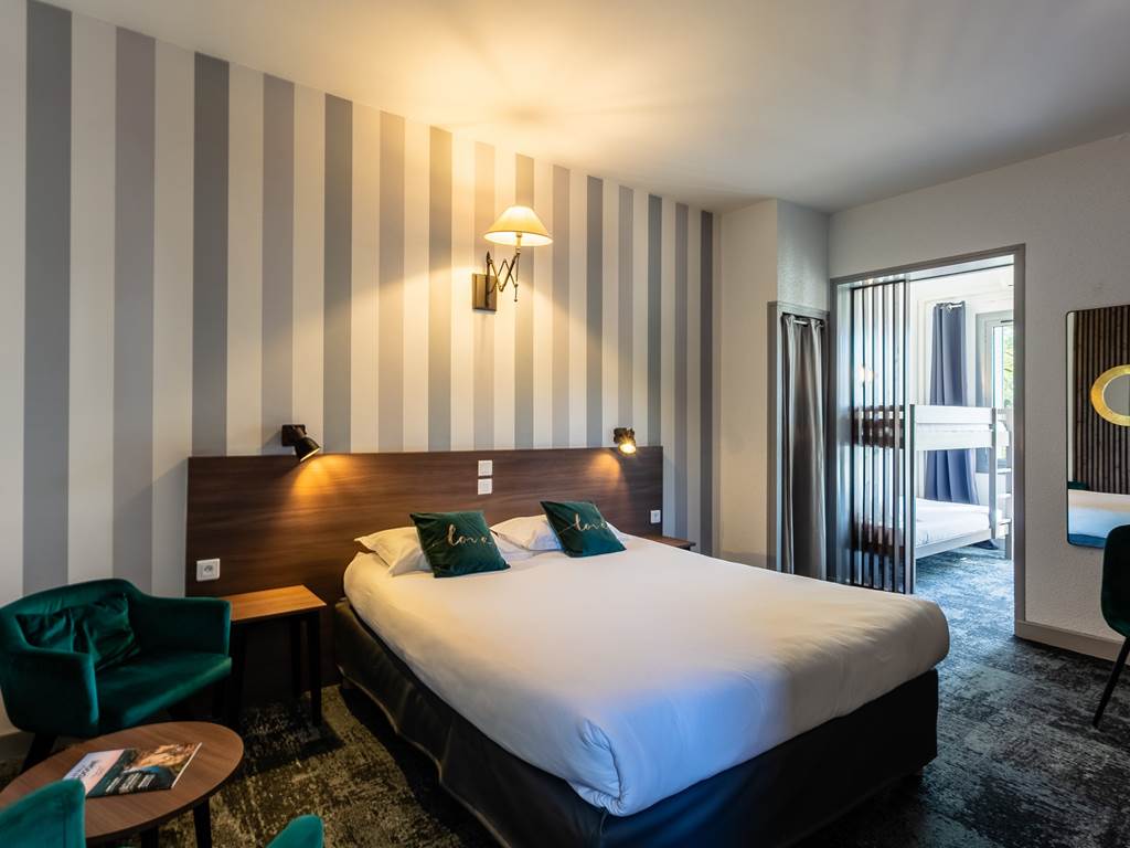 Chambre Quadruple (9)