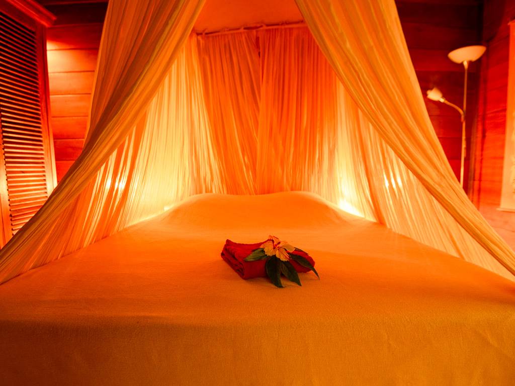 STUDIO ALAMANDA LIT 160 CM