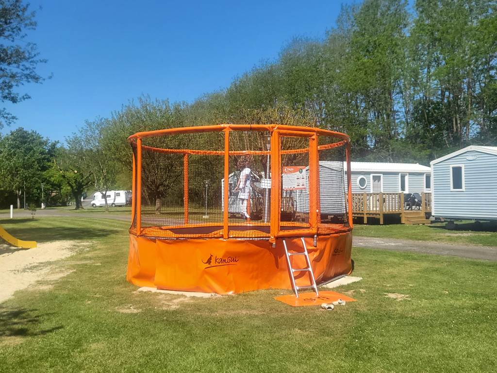trampoline
