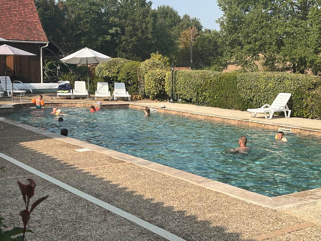 Piscine,détente en Périgord