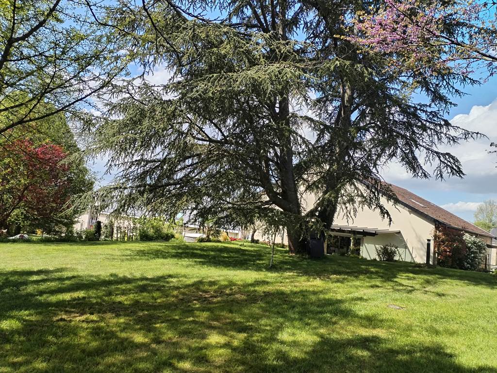 NOTRE GRAND JARDIN ARBORE PARTAGE