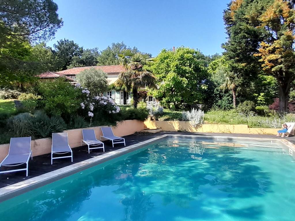 Domaine_de_Calabel©_Pouylebon_vacances_piscine_gers