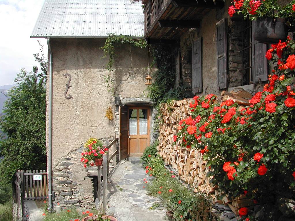 Entrée du gîte été.