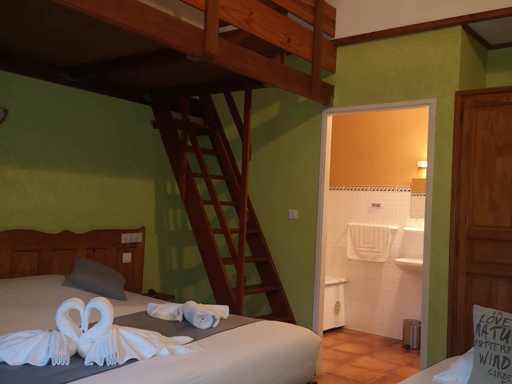 chambre quadruple
