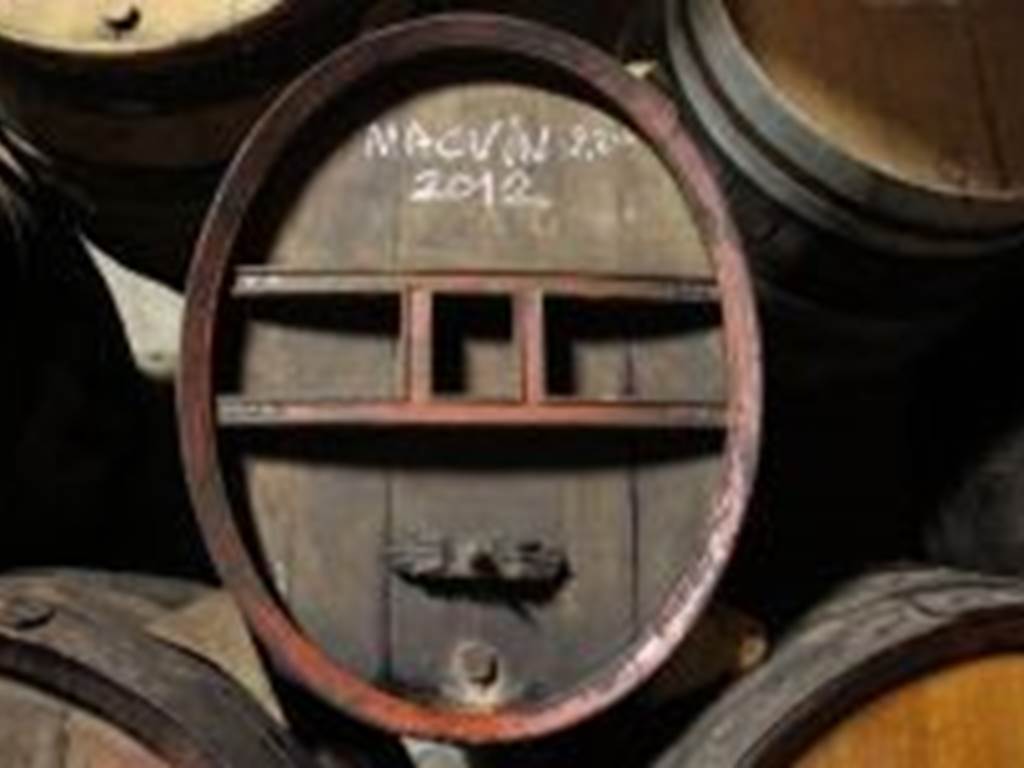 Tonneau de Macvin du Jura