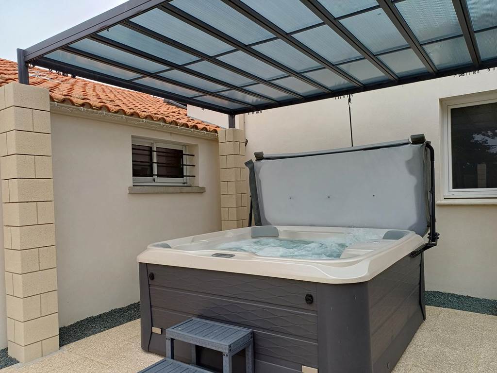 Jaccuzi Panda