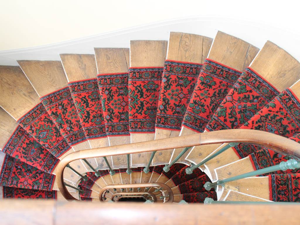 Escaliers hôtel Jean Bart 75006 Paris