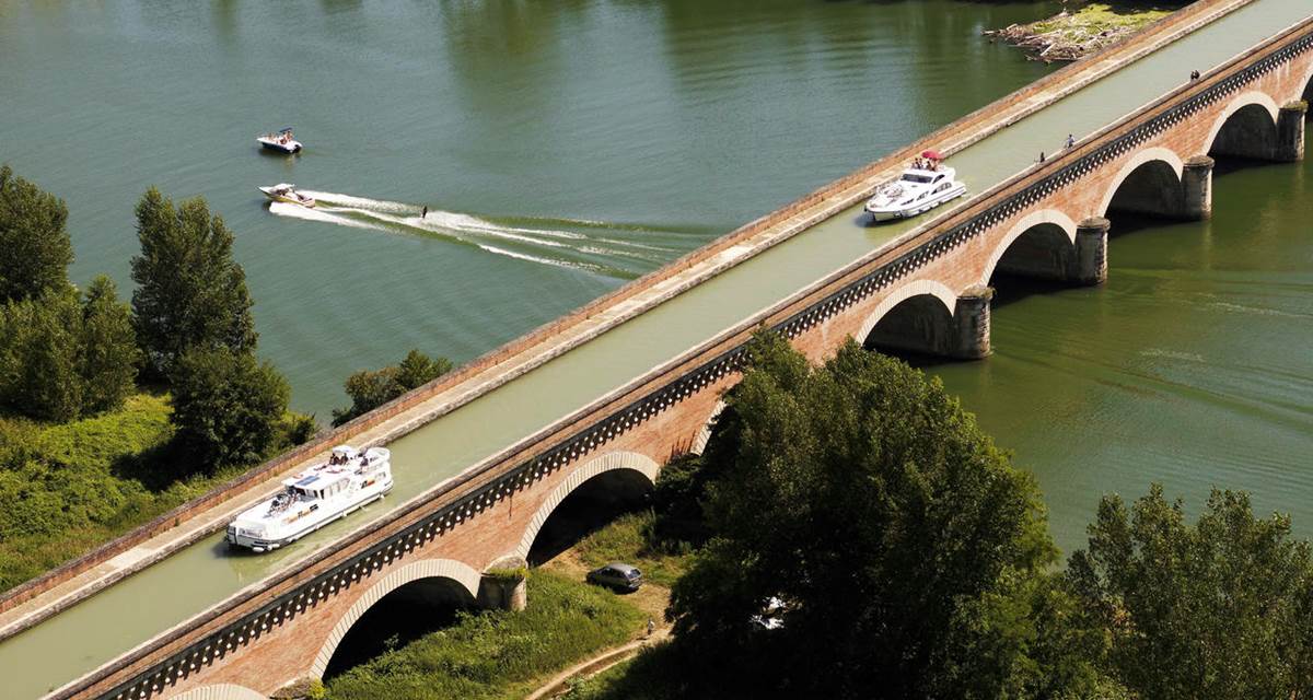 Moissac, le pont canal